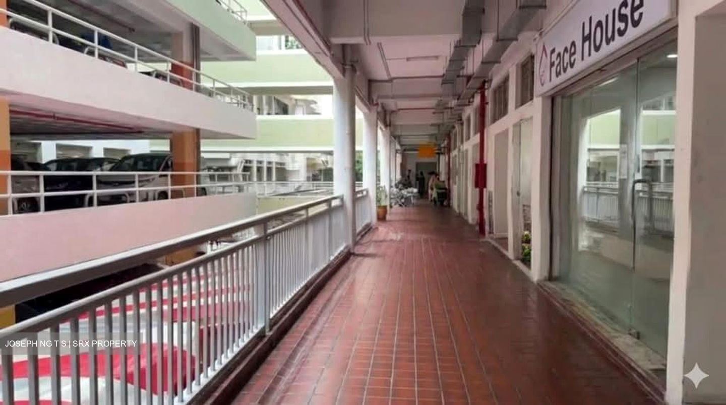Hong Lim Complex (D1), Retail #562088251